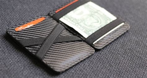 The Hunterson Magic Wallet: A Stylish and Functional Addition to Your Everyday Carry